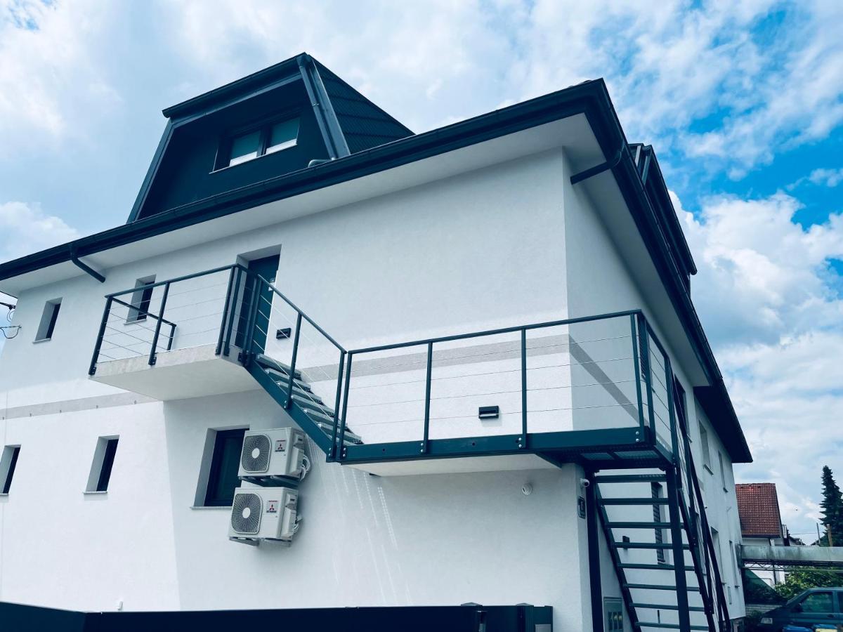 Villa Kovaceva 15, App 2, Free Parking リュブリャナ エクステリア 写真
